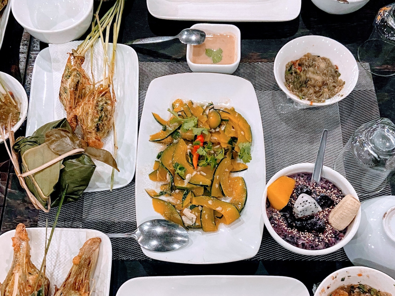 Repas de cuisine lao