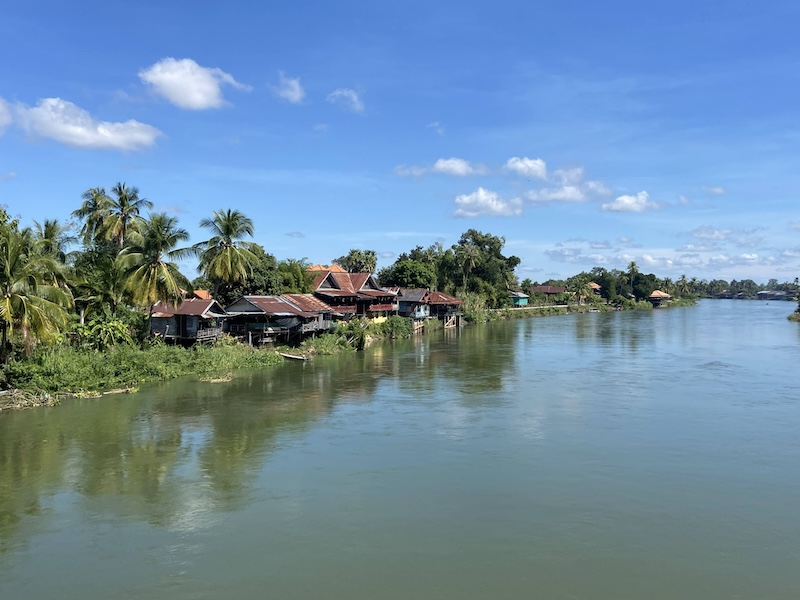 Le calme de Don Khone, dans les 4000 îles