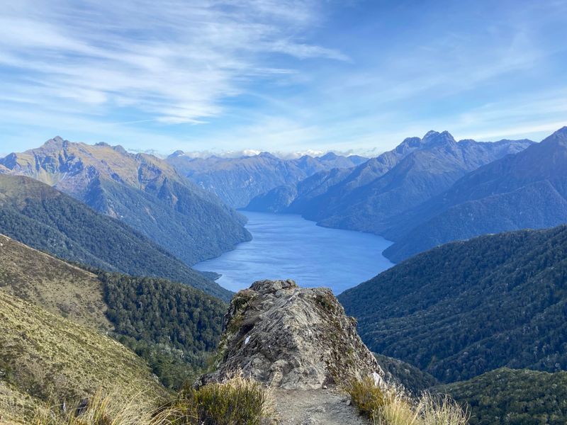 Vue du lac Te Anau sur la Kepler Track