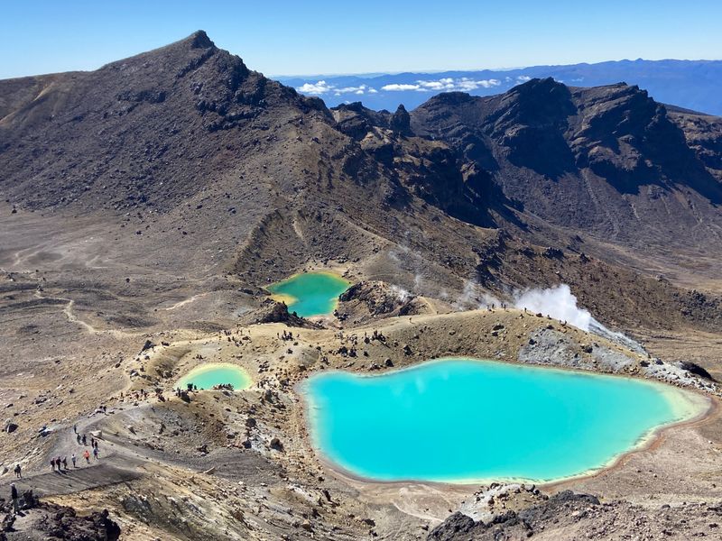 Les lacs émeraude du Tongariro